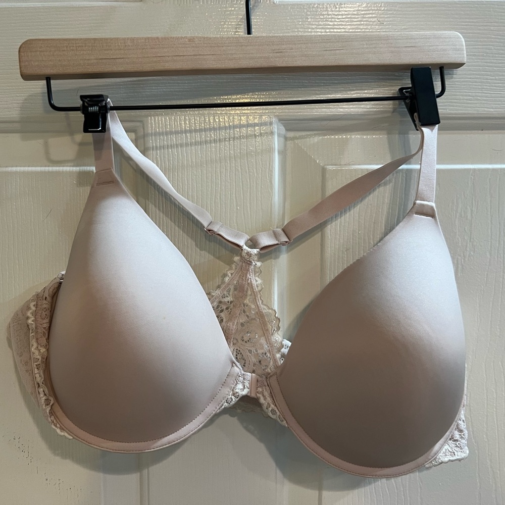 Maidenform One Fab Fit Full Coverage Lace Racerback Bra